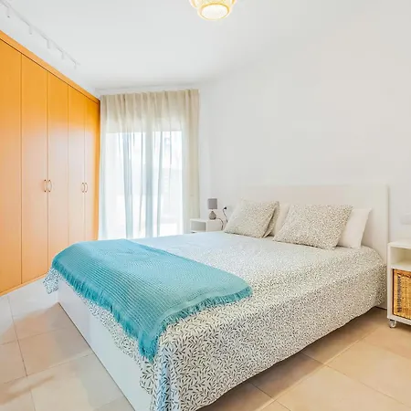 Beautiful In La Rapita With Kitchen Apartment Sant Carles De La Rapita
